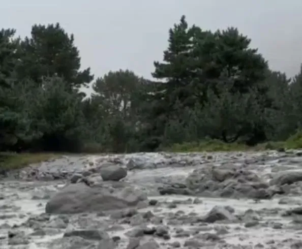 В Кабардино-Балкарии сель перекрыл федеральную магистраль