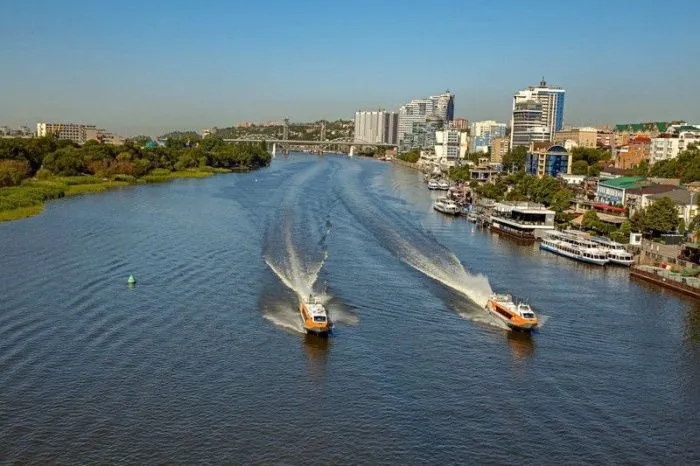 Запуск регулярных пассажирских перевозок на судне «Метеор 120Р» по Дону перенесли на 2026 год