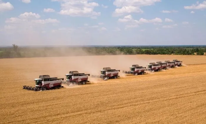 Агрохолдинг «Степь» приступил к уборке урожая