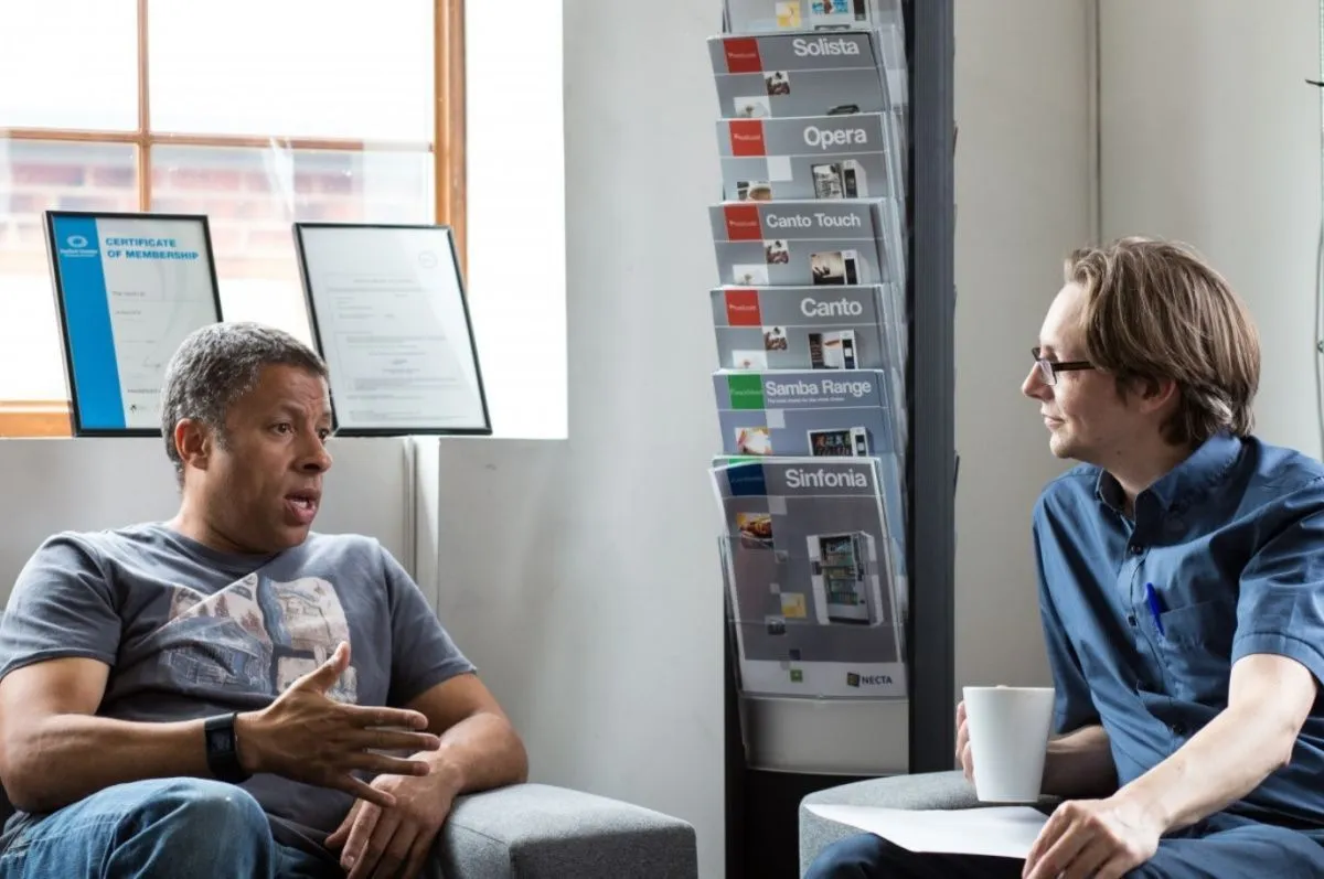 Профессии для коммуникабельных людей