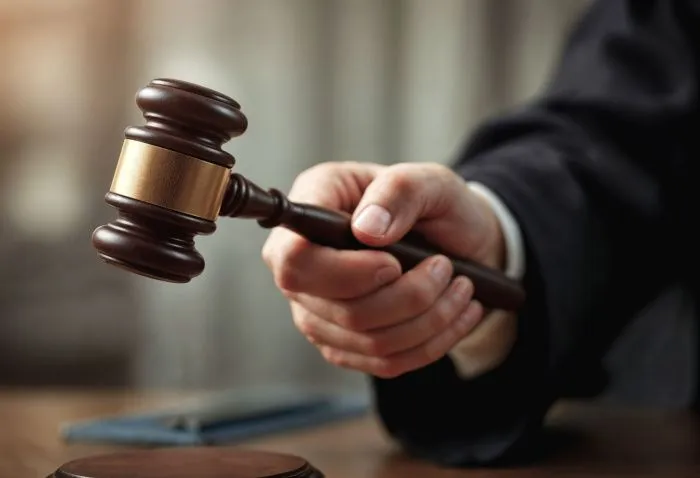 Суд отклонил требование АСВ о запрете выезда заграницу бывших топ-менеджеров «Донинвеста»