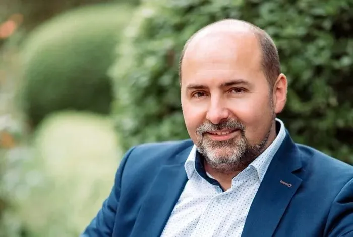 Ассоциация отельеров призывала пускать в укрытие во время атак БПЛА всех граждан