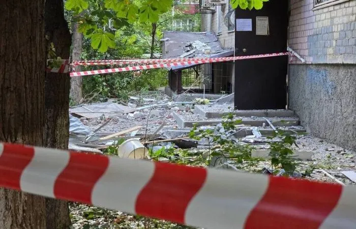 В результате атаки БПЛА в Ростове пострадали 20 зданий