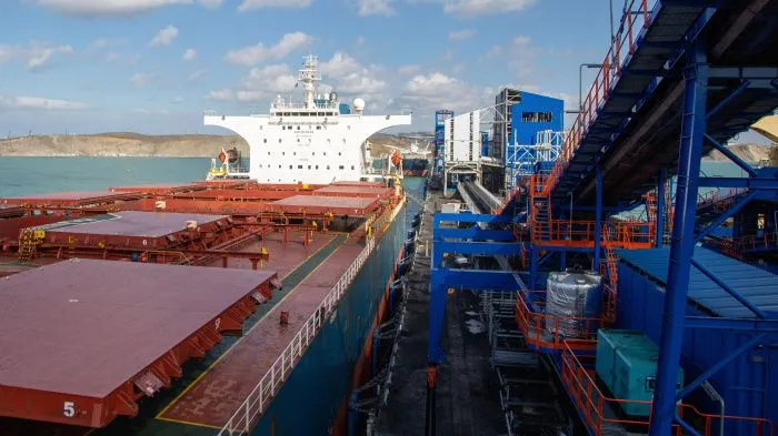 Индия подогрела углем порт «Тамань»