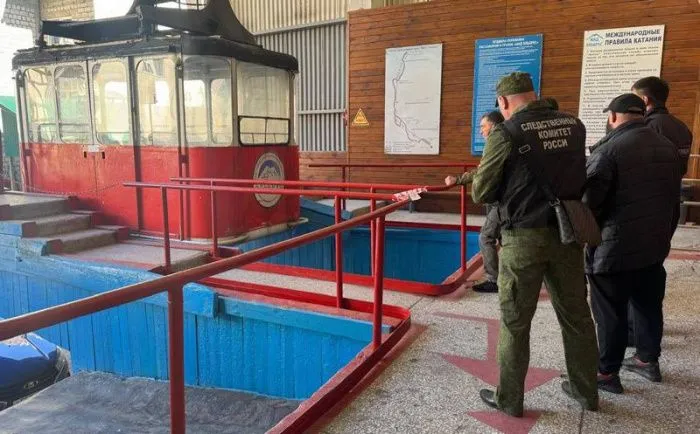 По делу о гибели людей на канатной дороге на Эльбрусе задержаны директор и главный инженер подъемника