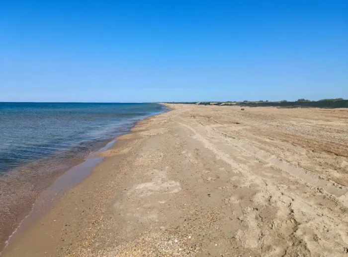 В Анапе очистили от мазута более 3 км пляжей