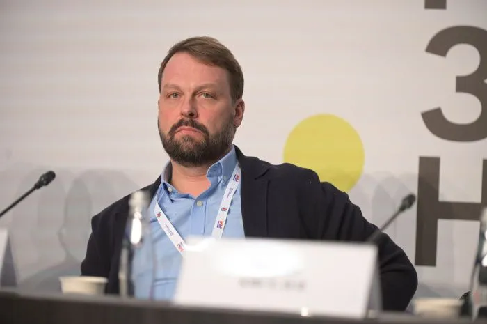 Снижение тарифов на замену речевых процессоров: кому выгодна экономия?