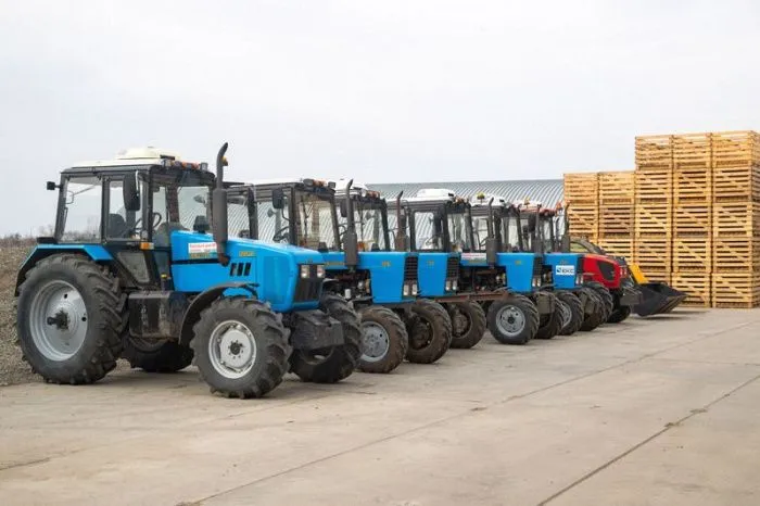 Волгоградские аграрии с начала 2025 года направили на закупку техники более 4,5 млрд рублей