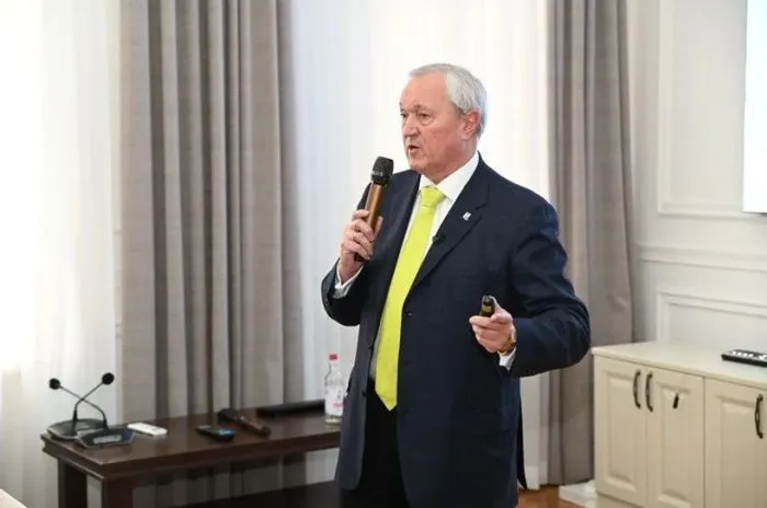 Банк — это очень креативная организация