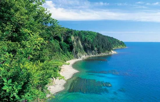 В Туапсинском округе попросили не выходить к морю из-за атаки беспилотных катеров