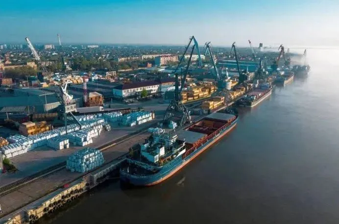 Правительство РФ списало Астраханской области 950 млн рублей долга