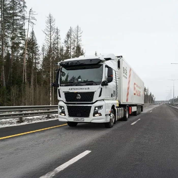 Роботы и дороги: что мешает беспилотным грузовикам проехать на Юг