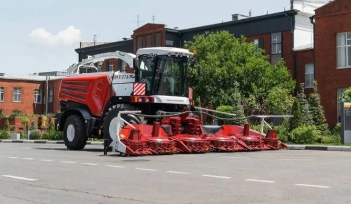 «Ростсельмаш» выпустил новый кормоуборочный комбайн