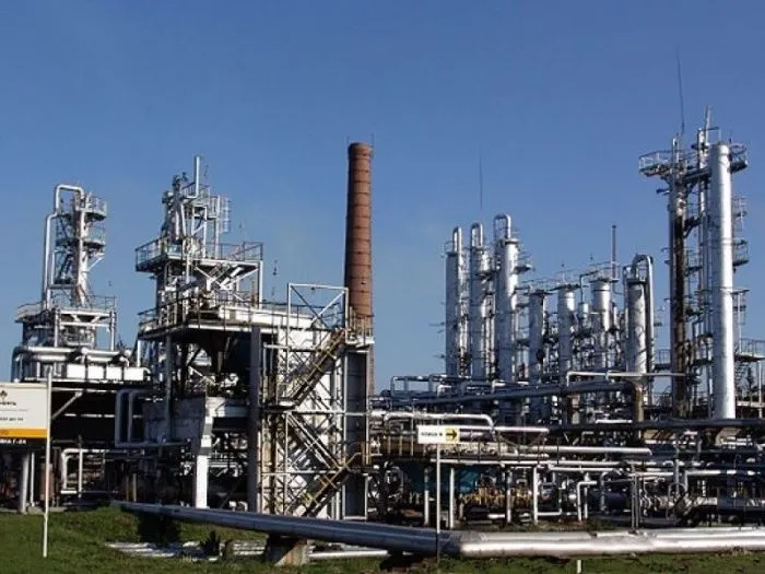 Два человека пострадали на Туапсинском НПЗ в результате атаки БПЛА