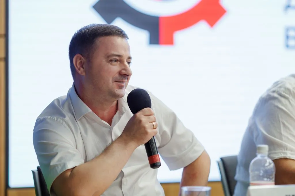 JZ1A8986_resized.jpg JZ1A8986_resized.jpg