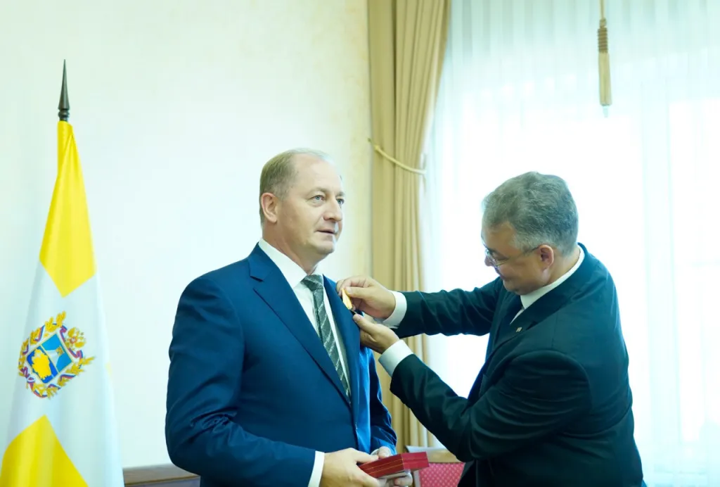 0001 Иванов и Владимиров РСМК.jpeg