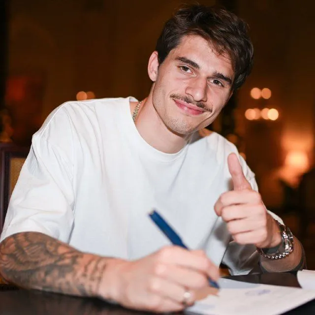 Илья Вахания Илья Вахания