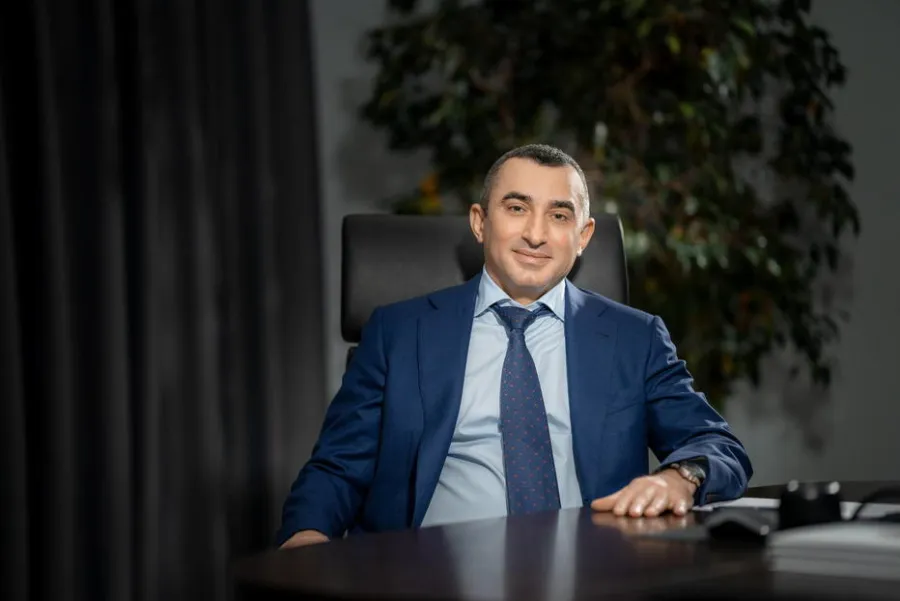 Борис Юнанов 