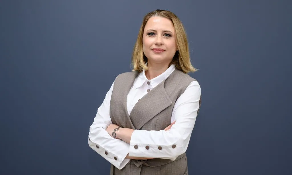 Инвестиции в инфраструктуру тянут за собой инвестиции и в другие отрасли, говорит управляющий партнер Ростовской областной коллегии адвокатов «Советник» Ирина Антюфеева