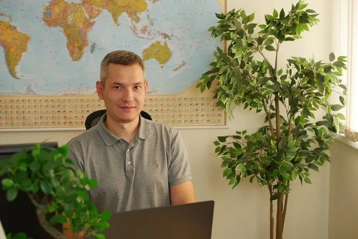 Андрей Антонов сайт 2.jpg