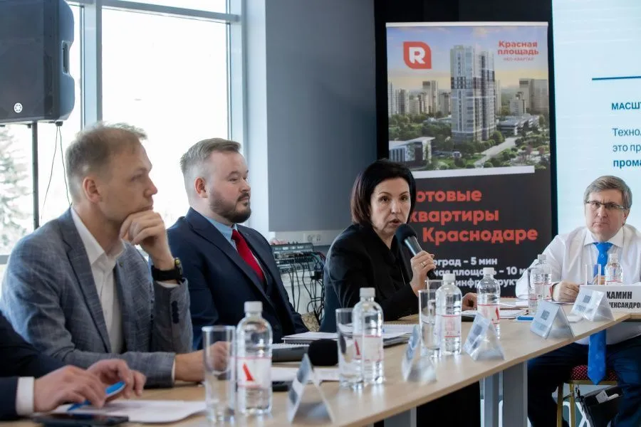 Попова2_КС.jpg Попова2_КС.jpg