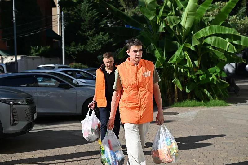 Сбор Гуманитарной помощи в Сочи.jpg