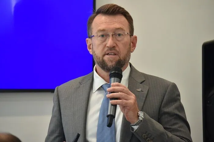 Есин.jpg Есин.jpg