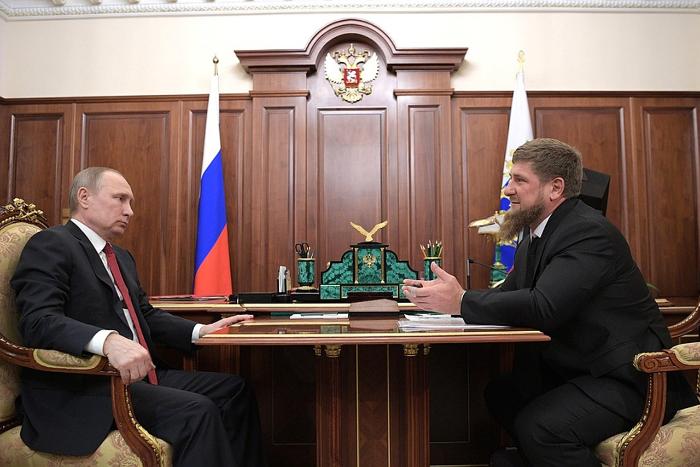 Владимир Путин встретился в Москве с главой Чеченской Республики Рамзаном Кадыровым Владимир Путин встретился в Москве с главой Чеченской Республики Рамзаном Кадыровым
