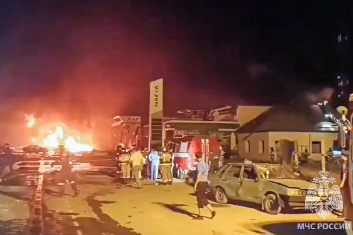 В Дагестане произошел взрыв на заправке в Махачкале В Дагестане произошел взрыв на заправке в Махачкале