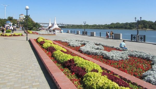 На ростовской набережной могут появиться бесплатные автобусы На ростовской набережной могут появиться бесплатные автобусы
