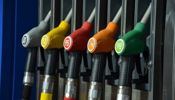 Антимонопольщики прогнозируют снижение цен на бензин