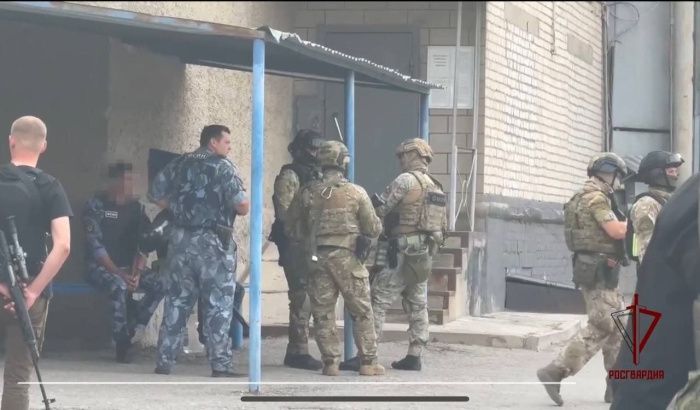 В Волгоградской области освободили заложников в колонии ИК-19 В Волгоградской области освободили заложников в колонии ИК-19
