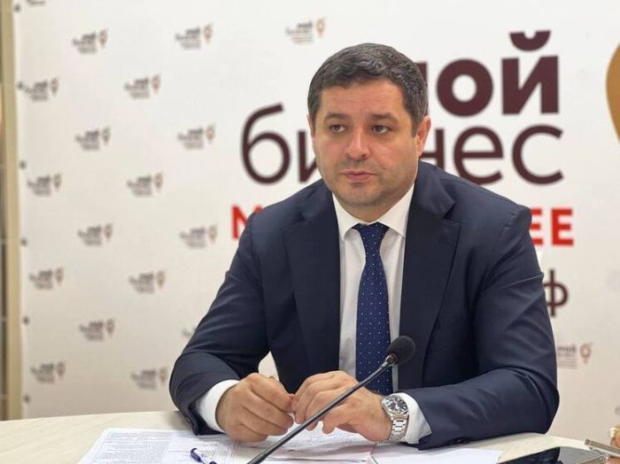 Сергей Меликов уволил руководителя Дагпредпринимательства Сергей Меликов уволил руководителя Дагпредпринимательства