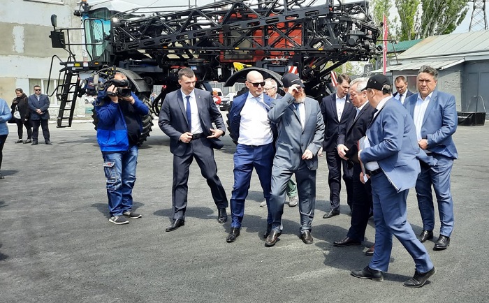 В Таганроге завод Ростсельмаш на базе бывшего «ТагАЗ» стоимостью 1,5 млрд рублей начнет работу в 2023 году В Таганроге завод Ростсельмаш на базе бывшего «ТагАЗ» стоимостью 1,5 млрд рублей начнет работу в 2023 году
