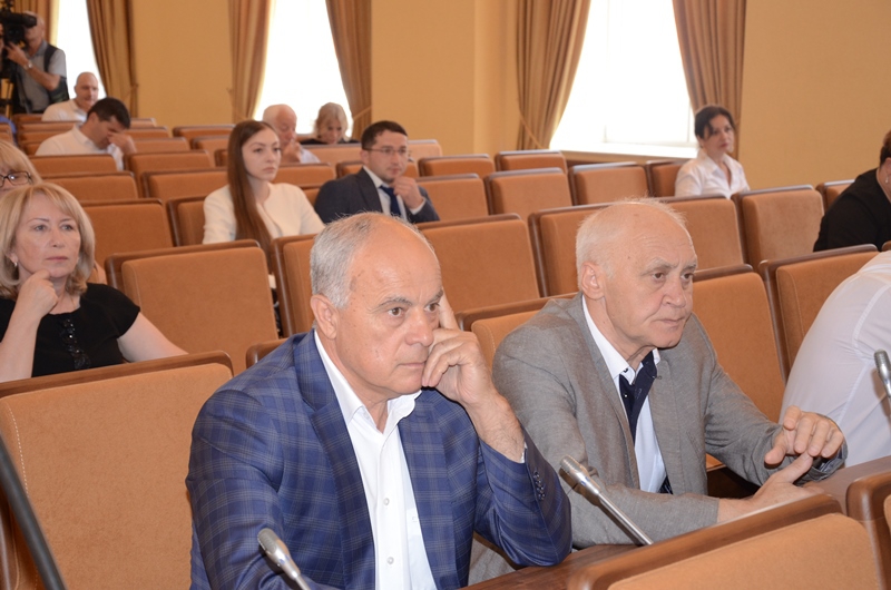 Депутаты юга обсуждают пенсионную реформу: «Это не мы – это Кремль» Депутаты юга обсуждают пенсионную реформу: «Это не мы – это Кремль»
