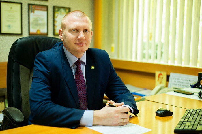 В Ростове директор зоопарка Александр Жадобин покинул свой пост В Ростове директор зоопарка Александр Жадобин покинул свой пост