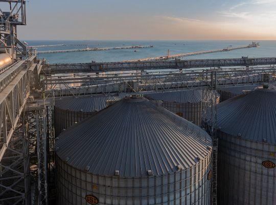 ВТБ продаст свою долю в «Деметра-Холдинге», владеющим крупными активами в ЮФО ВТБ продаст свою долю в «Деметра-Холдинге», владеющим крупными активами в ЮФО