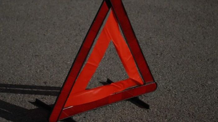 В Дагестане перевернувшаяся фура заблокировала проезд по трассе В Дагестане перевернувшаяся фура заблокировала проезд по трассе