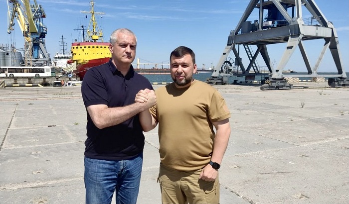 Глава ДНР Пушилин: логистика с Крымом будет выстраиваться через Азовское море Глава ДНР Пушилин: логистика с Крымом будет выстраиваться через Азовское море