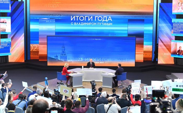 Путин пообещал не допустить обмеления Волги из-за интересов рыболовов Астрахани и энергетиков Путин пообещал не допустить обмеления Волги из-за интересов рыболовов Астрахани и энергетиков