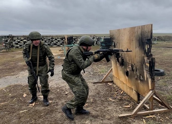 Экс-мэр Краснодара Евгений Первышов отправился в зону проведения военной спецоперации Экс-мэр Краснодара Евгений Первышов отправился в зону проведения военной спецоперации