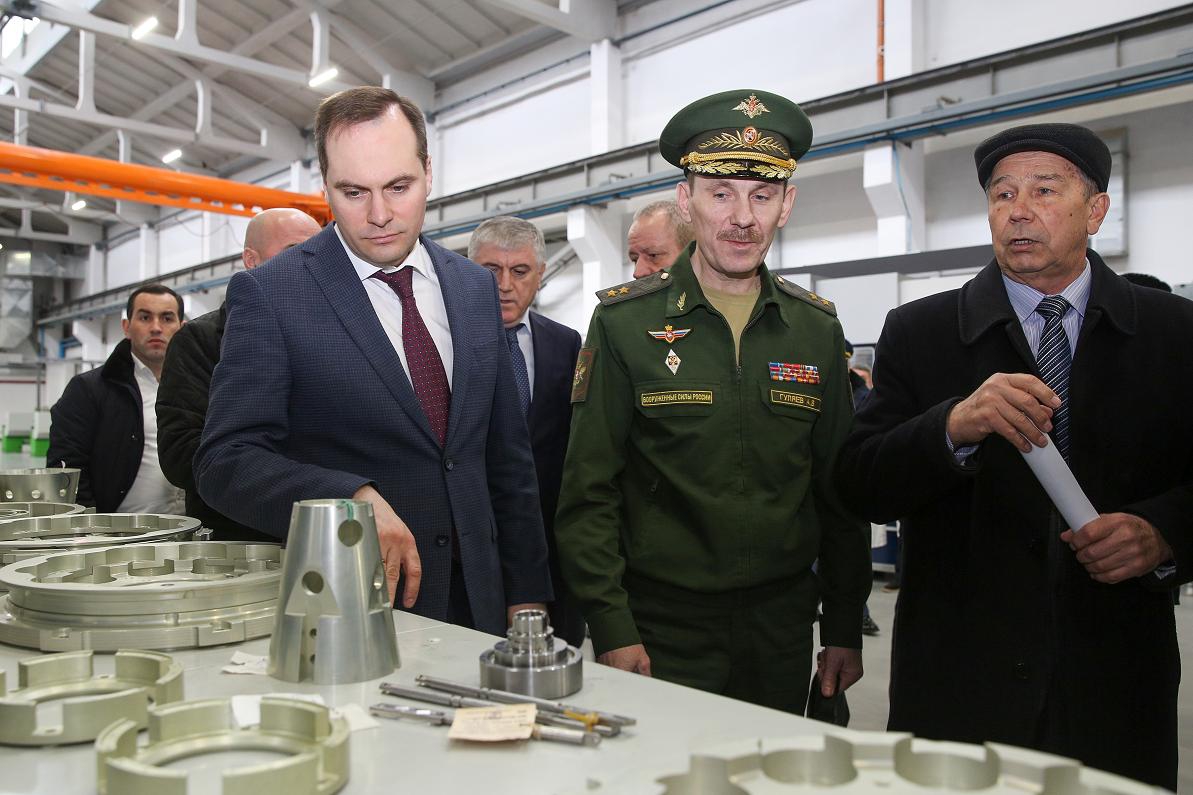 «Дагдизель» заключил контракт с Минобороны на 7,2 млрд рублей «Дагдизель» заключил контракт с Минобороны на 7,2 млрд рублей