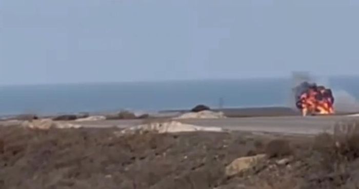 Самолёт рейса Баку - Грозный упал вблизи казахстанского Актау Самолёт рейса Баку - Грозный упал вблизи казахстанского Актау