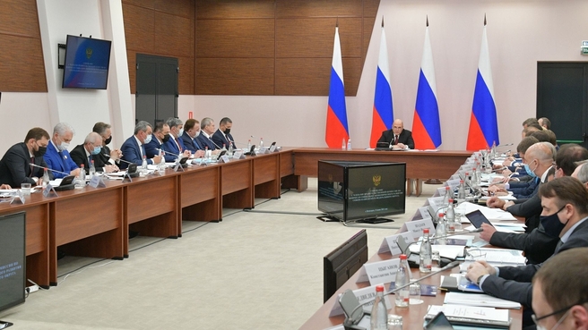 Мишустин назвал программу социально-экономического развития СКФО низкоэффективной Мишустин назвал программу социально-экономического развития СКФО низкоэффективной