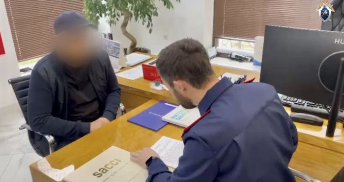 В Дагестане задержали налогового инспектора за получение взятки в 2,9 млн рублей