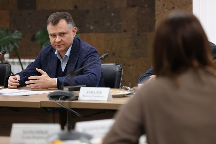 Выдачу разрешений на строительство многоквартирных домов в Ростове возобновят не раньше июля Выдачу разрешений на строительство многоквартирных домов в Ростове возобновят не раньше июля