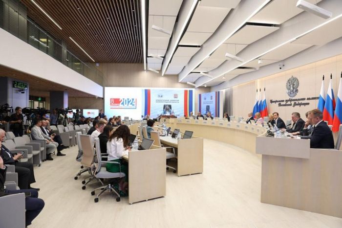 Хасиков, Бочаров, Бабушкин и Владимиров вновь избраны главами регионов Хасиков, Бочаров, Бабушкин и Владимиров вновь избраны главами регионов