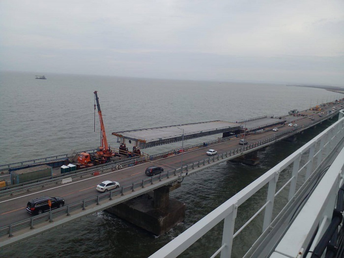 На Крымском мосту восстановили все разрушенные взрывом пролеты