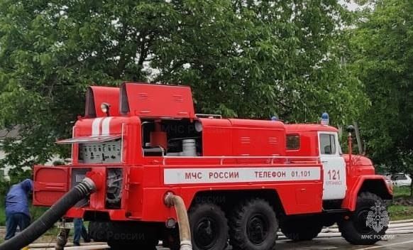 В Курганинском и Лабинском районах Кубани подтопило около 470 частных домовладений В Курганинском и Лабинском районах Кубани подтопило около 470 частных домовладений