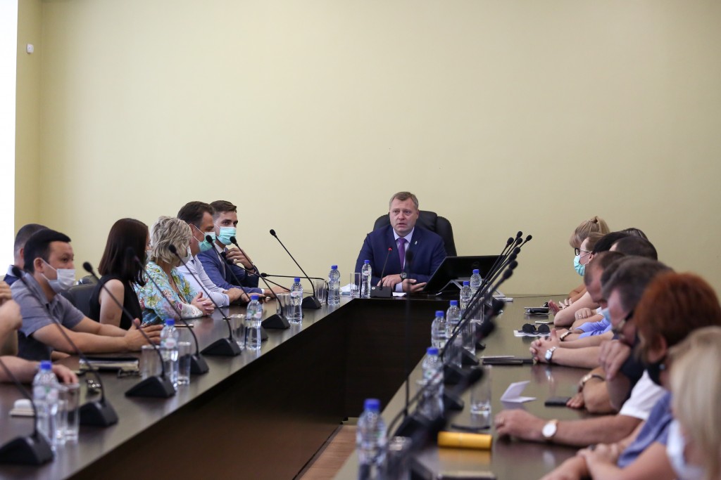 Губернатор Астраханской области назначил двух новых министров и директора агентства